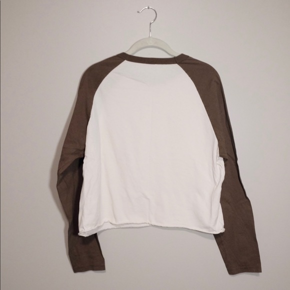 Brandy Melville Base Ball Tee - Picture 2 of 2